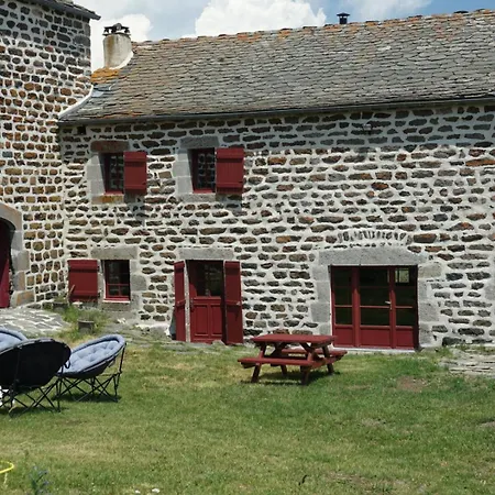 Nature Et Charme Au Coeur De 30 Hectares Sur Le Plateau Du Mezenc Holiday home *